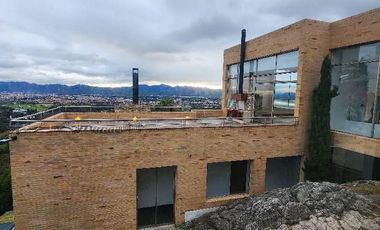 Vive la Experiencia de la Montaña en Sindamanoy: Exclusiva Casa de Lujo en Arriendo Imagínese despertar cada mañana con la majestuosidad de las montañ