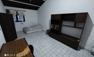 RUMAH BAGUS DI DAGO BANDUNG dengan Sentuhan Bali Harga Nego