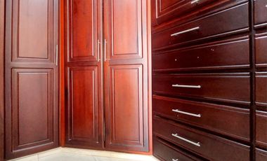 𝐂𝐚𝐬𝐚 𝐞𝐧 𝐫𝐞𝐧𝐭𝐚 𝐞𝐧 𝐥𝐚𝐬 𝐜𝐫𝐮𝐜𝐢𝐭𝐚𝐬