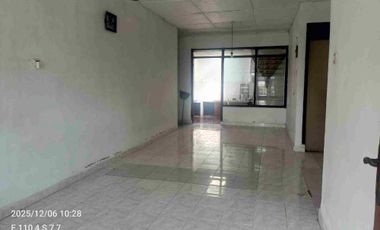 dekat kampus uii dikontrak kaan untuk muslim