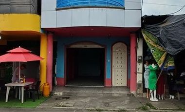 SE VENDE CASA (LOCAL COMERCIAL + DEPARTAMENTO) DE 2 PLANTAS 108 M2. DE CONSTRUCCIÓN, QUININDE – ESMERALDAS - ECUADOR