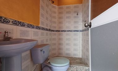 SE VENDE CASA (LOCAL COMERCIAL + DEPARTAMENTO) DE 2 PLANTAS 108 M2. DE CONSTRUCCIÓN, QUININDE – ESMERALDAS - ECUADOR