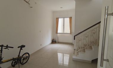 Rumah 2lt 6x15 90m Type 3KT Cluster Thames JGC Jakarta Garden City