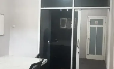 Rumah Area Serengan Cocok Untuk Kantor/Usaha/Tempat Tinggal