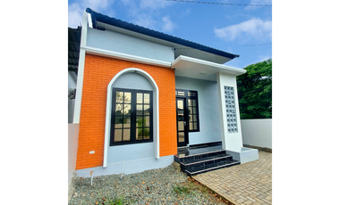 Dijual Rumah Manis di Kawasan Punge - Halaman Depan Super Luas!