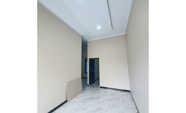 Dijual Rumah Manis di Kawasan Punge - Halaman Depan Super Luas!