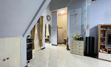 Rumah 3,5 are di Monjok dekat Polsek Selaparang