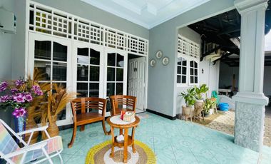 Rumah 3,5 are di Monjok dekat Polsek Selaparang