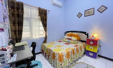 Rumah 3,5 are di Monjok dekat Polsek Selaparang