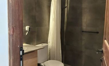 Luxury House for Rent in Laweyan Fully Furnished, 4-Car Carport