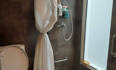 Luxury House for Rent in Laweyan Fully Furnished, 4-Car Carport