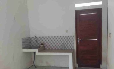 Rumah murah,lokasi di barat Kampus Unnisa, dkt Graha Rocket Chicken