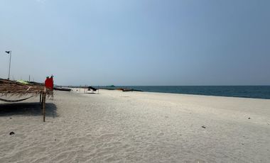 Beach Front House & Lot in Cabangan, Zambales