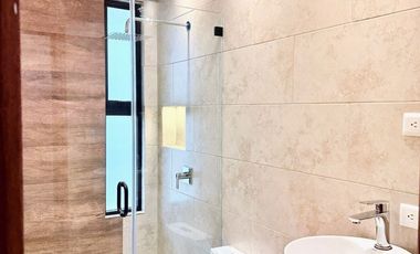 Vendo lujosa casa Cotacachi 180m2