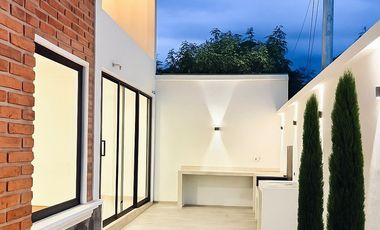 Vendo lujosa casa Cotacachi 180m2