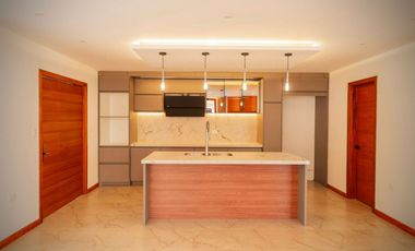 Vendo lujosa casa Cotacachi 180m2