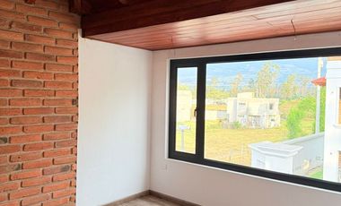 Vendo lujosa casa Cotacachi 180m2