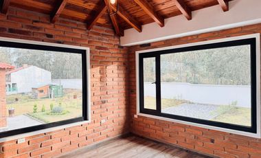 Vendo lujosa casa Cotacachi 180m2