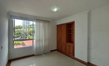 Apartamento en arriendo muy bien ubicado de facil acceso en Pinares