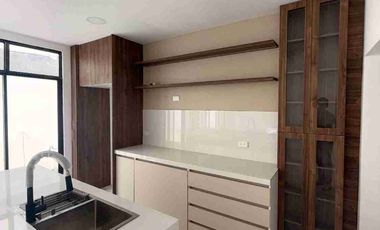 Vendo Casa de estreno en Urb. San Antonio vía Samborondon