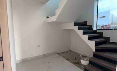 Vendo Casa de estreno en Urb. San Antonio vía Samborondon