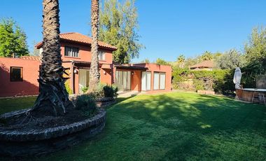 ARRIENDO COMODA CASA CHILENA EN SANTA ELENA - CHICUREO