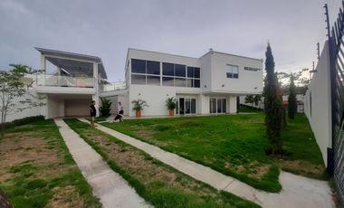 SE ARRIENDA CASA EN CONDOMINIO HACIENDA MAYOR - ORIENTE DE NEIVA