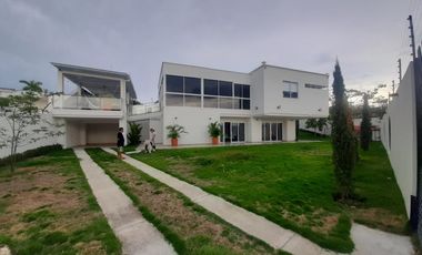 SE ARRIENDA CASA EN CONDOMINIO HACIENDA MAYOR - ORIENTE DE NEIVA