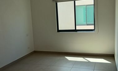 ¡Estrena Dúplex en Planta Alta con Alberca y Gran Descuento en La Vista Residencial, Queretaro!
