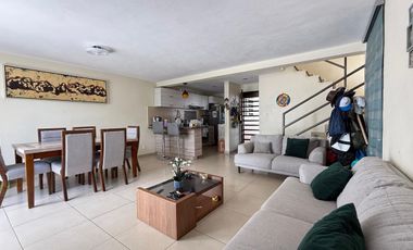 CASA EN VENTA EN FRACCIONAMIENTO SITIO DEL SOL, MORELOS