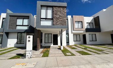 Casa en Venta en Residencial Punta Telma, San Juan del Río, Querétaro