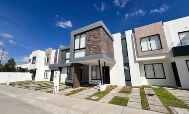 Casa en Venta en Residencial Punta Telma, San Juan del Río, Querétaro