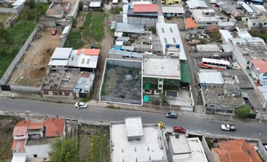 VENDO LOTE COMERCIAL DE 338 M2 EN AMBATO-SECTOR MAYORISTA