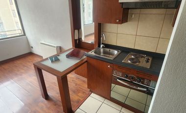 DEPTO 1 HABITACION 1 BAÑO / METRO SANTA ANA