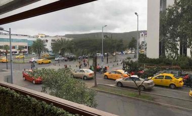 LOCAL COMERCIAL UBICADO EN EL SEGUNDO PISO / ROOFTOOP