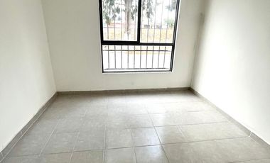 CASA EN VENTA DE UN PISO EN ESQUINA POR VILLAS DE SAN LORENZO