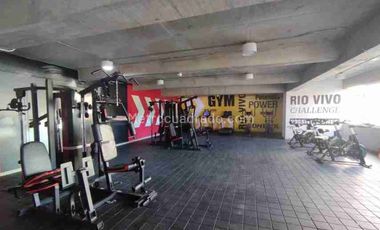 SE ARRIENDA APARTAMENTO EN URBANIZACIÓN RIOVIVO