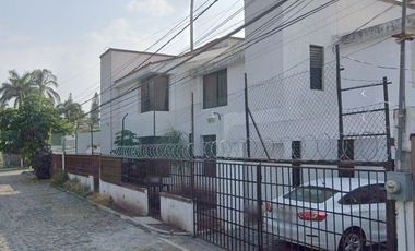 ¡CASA EN REMATE BANCARIO EN LOMAS DE CUERNAVACA, TEMIXCO!