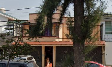 Casa en Venta en Jardin Balbuena, Venustiano Carranza.