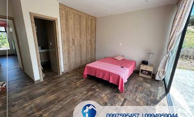 VENTA DE  PROPIEDAD EN  YUNGUILLA CON 1000m de terreno con casa por estrenar