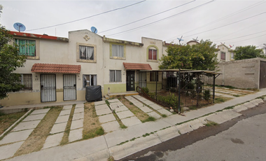 CASA EN CALLE ALMERIA, URBI VILLA DEL REY, ESTADO DE MÉXICO ¡NO CRÉDITOS!