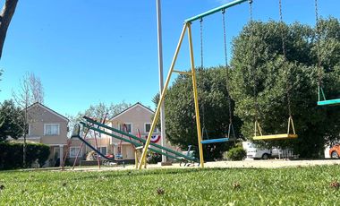 VENTA HERMOSA CASA CONDOMINIO PEÑAFLOR