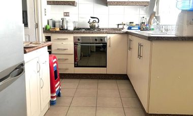 VENTA HERMOSA CASA CONDOMINIO PEÑAFLOR