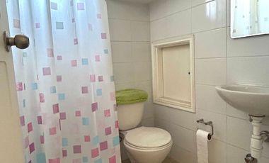 VENTA HERMOSA CASA CONDOMINIO PEÑAFLOR