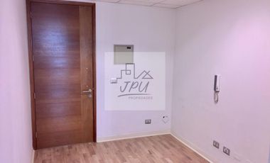 Inversión Recepción + Privado + Baño + Bodega Metro Colón