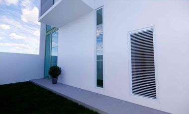 Casa con recámara en Planta Baja