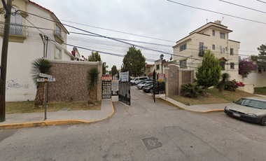 CASA EN FRACCIONAMIENTO URBI VILLA DEL REY, HUEHUETOCA, ESTADO DE MÉXICO ¡NO CRÉDITOS!