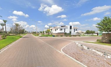 Inversión Segura y Rentable en Bienes Raíces, Casa en Sendero de las Fuentes, Residencial, Aguascalientes.