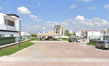 Inversión Segura y Rentable en Bienes Raíces, Casa en Sendero de las Fuentes, Residencial, Aguascalientes.