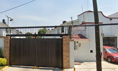 Casa en condominio en venta Col. Lomas Estrella, Iztapalapa.